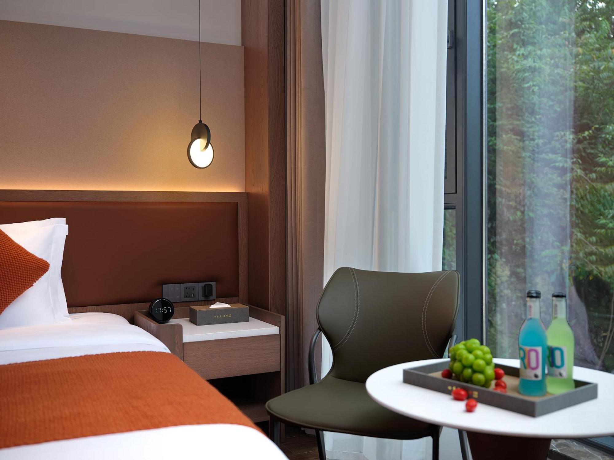 Zhangjiajie Utopia Hotel--Free One Way Pick Up Service Over 2 Nights Eksteriør bilde