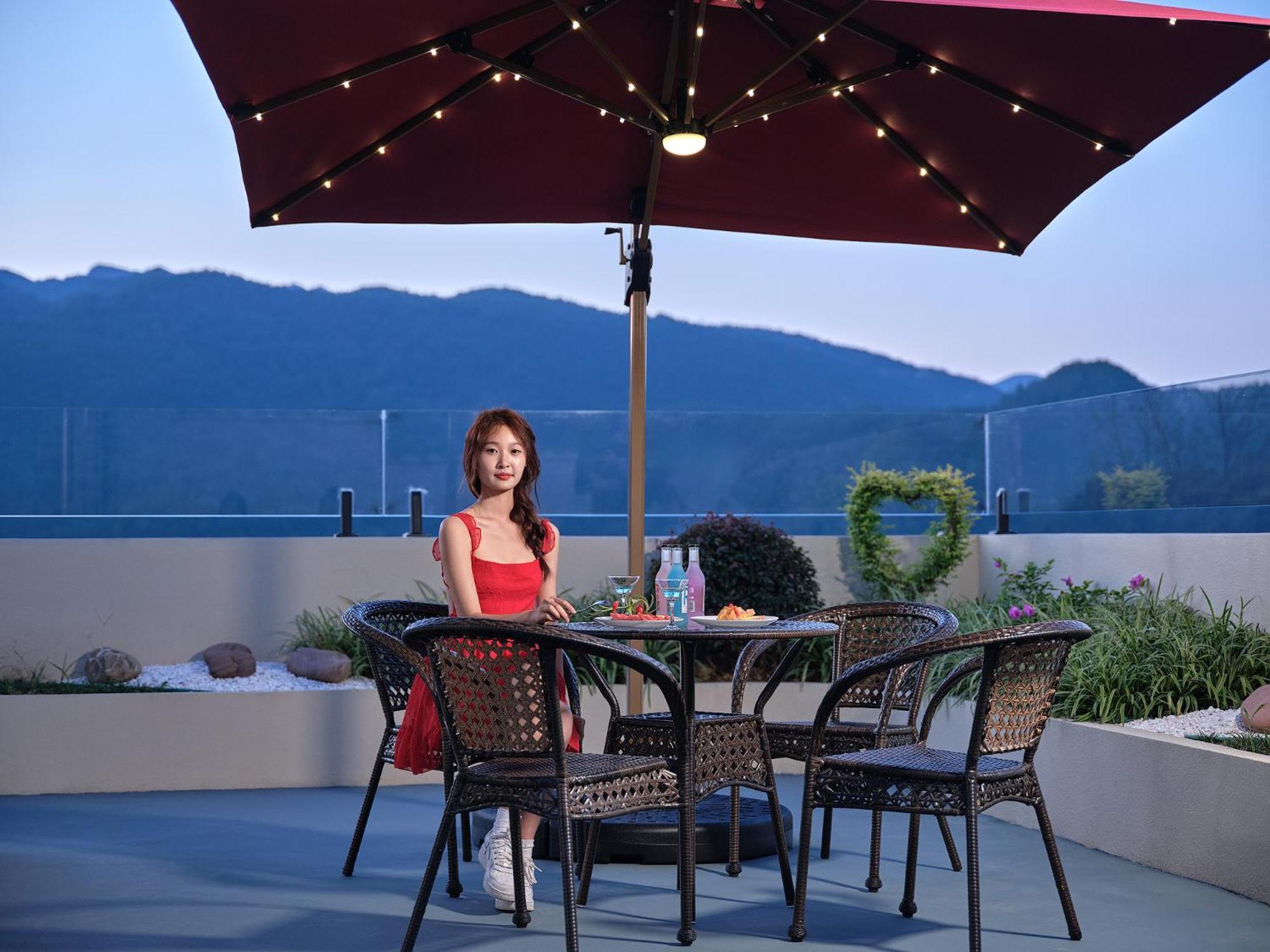 Zhangjiajie Utopia Hotel--Free One Way Pick Up Service Over 2 Nights Eksteriør bilde