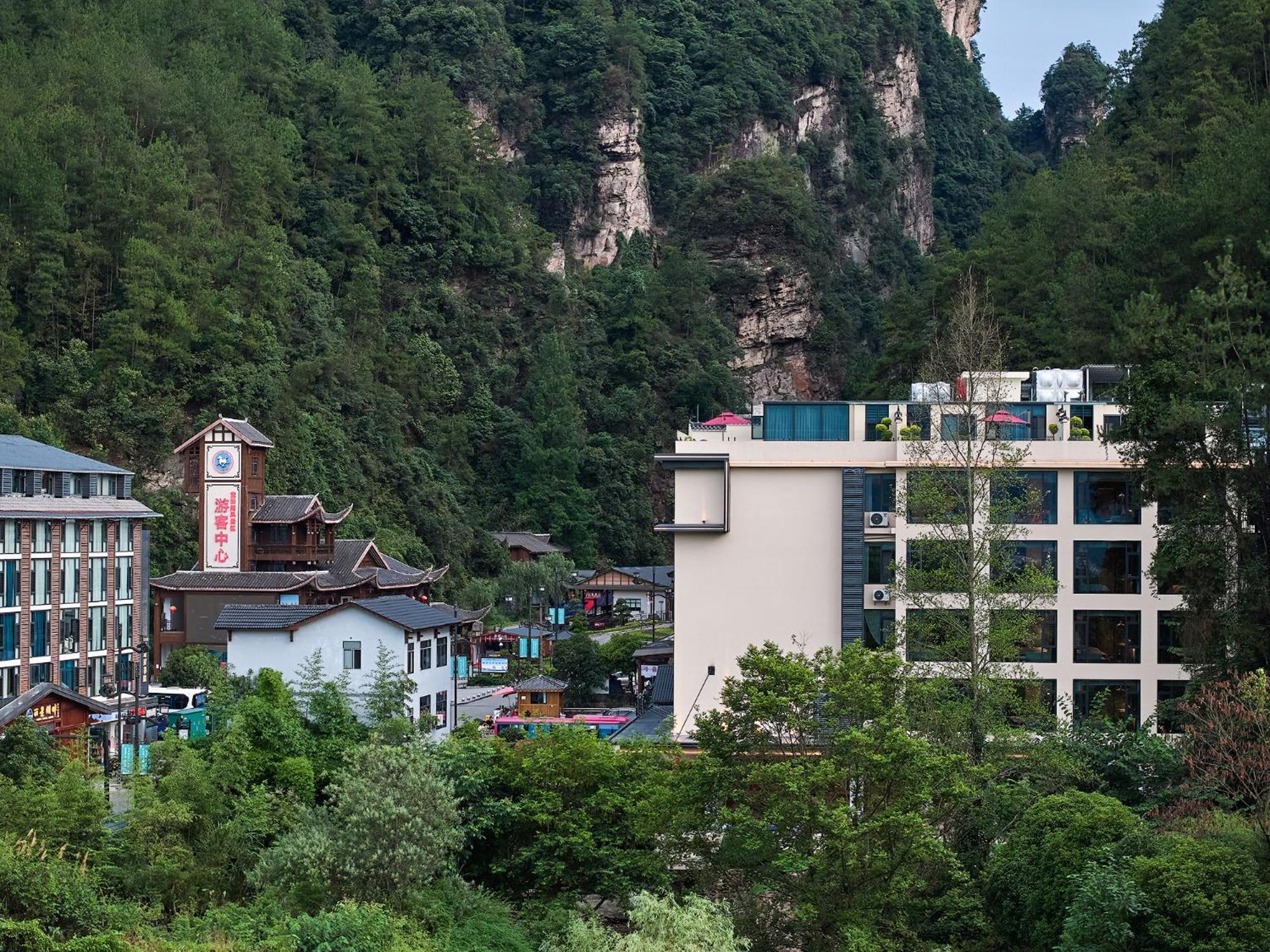 Zhangjiajie Utopia Hotel--Free One Way Pick Up Service Over 2 Nights Eksteriør bilde